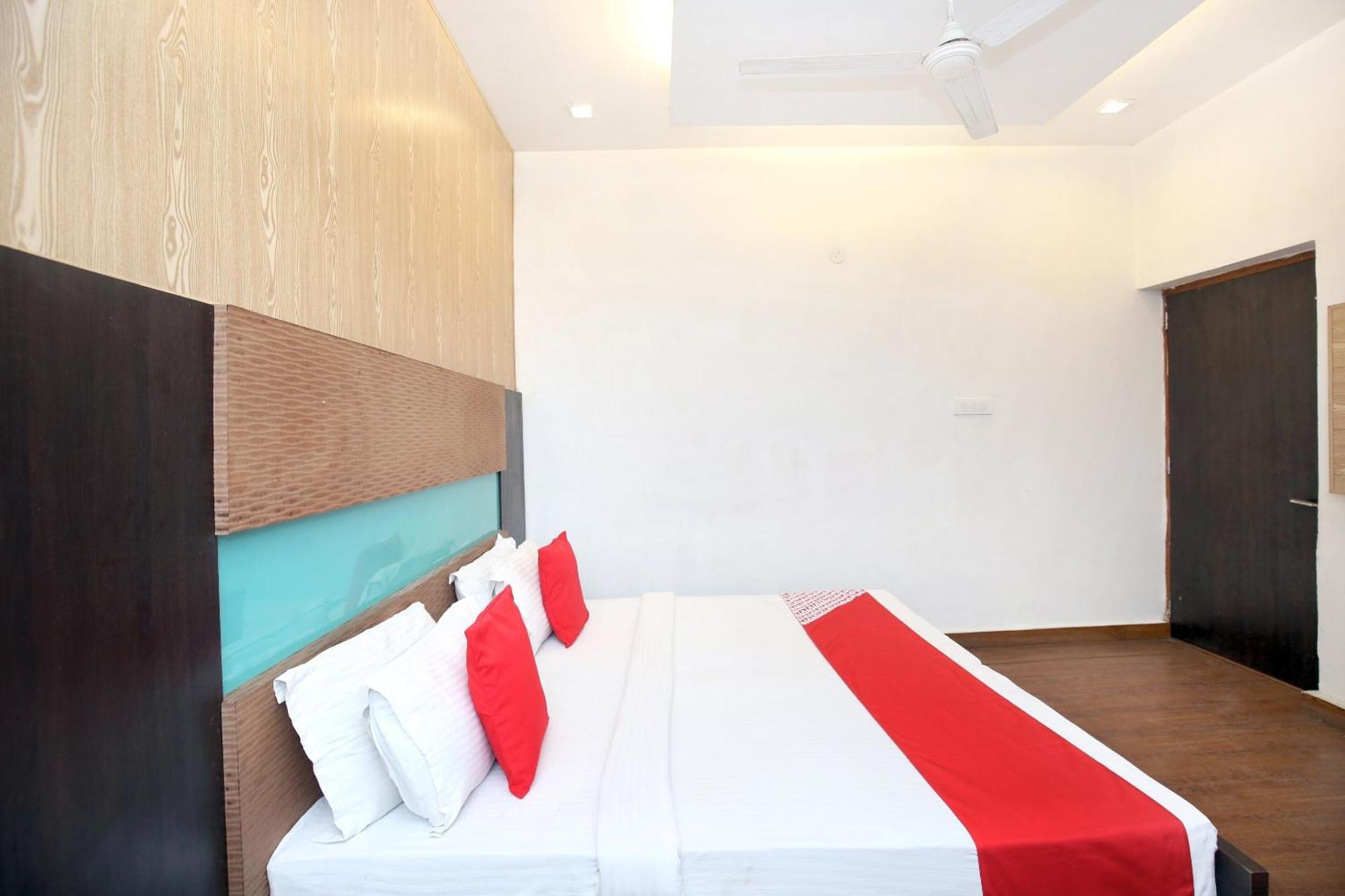 Hotel O Queensland Amritsar Exterior photo